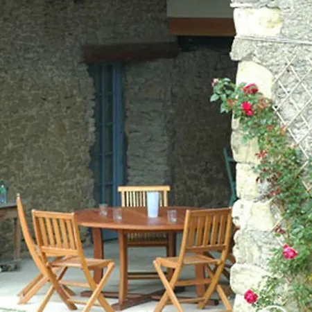 Les Roses D'autan Holiday home Auriac-sur-Vendinelle